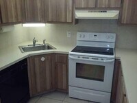 237 Pine HOV Cir photo'