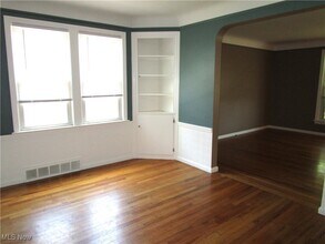 14535 Cedar Rd in Beachwood, OH - Building Photo - Building Photo