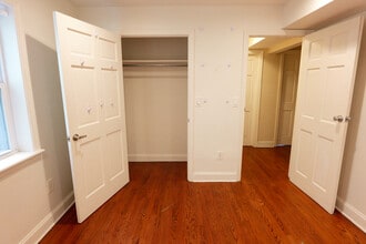 245 Ferry St, Unit 243 C in Newark, NJ - Building Photo - Building Photo