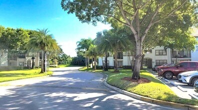 630 S Park Rd in Hollywood, FL - Building Photo - Building Photo