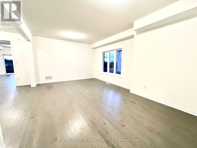 104 Windermere Blvd in Loyalist, ON - Building Photo - Building Photo