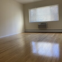 3202 Johnson Ave, Unit Apartment in Bronx, NY - Foto de edificio - Building Photo