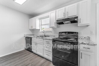 3424 Harvard St in Fayetteville, AR - Building Photo - Building Photo