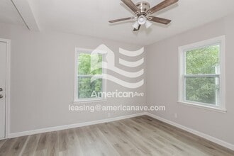 8375 Pippin Rd in Cincinnati, OH - Building Photo - Building Photo