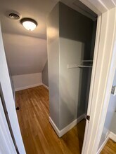 89 North Dr, Unit 89 North Dr. Upper Unit in Wyandotte, MI - Foto de edificio - Building Photo