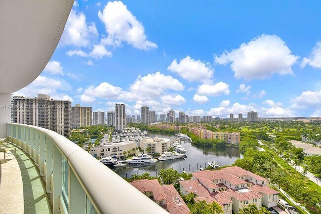 19955 NE 38th Ct, Unit # 1701 in Aventura, FL - Building Photo - Building Photo