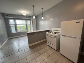 4253 S Whipple St in Chicago, IL - Building Photo