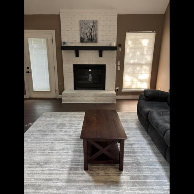 605 Adens Woods Ct, Unit 13-1100 in Columbia, MO - Foto de edificio - Building Photo