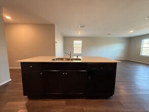 413 Everglades St in Princeton, TX - Foto de edificio - Building Photo