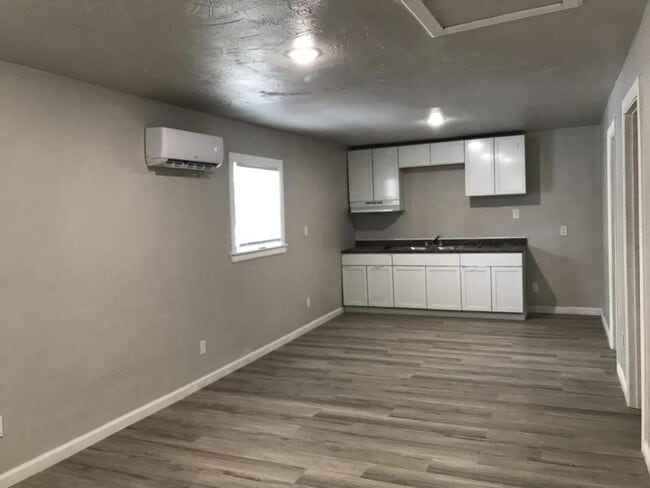 8510 Safeguard St in Houston, TX - Building Photo - Building Photo