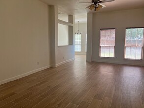 1116 Cimarron Ct in San Marcos, TX - Building Photo - Building Photo