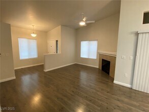 8805 Jeffreys St in Las Vegas, NV - Building Photo - Building Photo