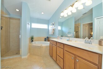 10330 Heritage Bay Blvd in Naples, FL - Building Photo - Building Photo