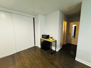 2088 Cypress Ave in San Pablo, CA - Foto de edificio - Building Photo