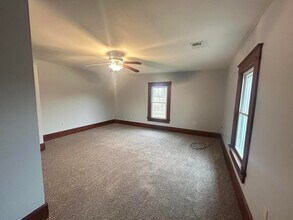 9950 Prairie Lick Rd in Pilot Grove, MO - Building Photo - Building Photo