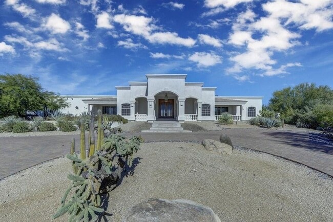 8704 E Los Gatos Dr in Scottsdale, AZ - Building Photo - Building Photo