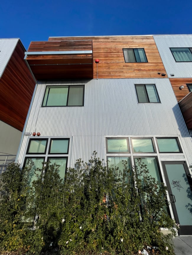 property at 5304 San Pablo Ave