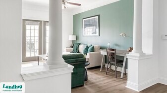 925 Canterbury Rd NE in Atlanta, GA - Building Photo