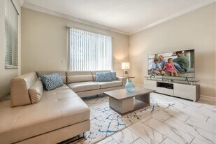 1240 Challenge Dr in Kissimmee, FL - Building Photo