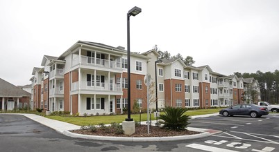 St. Anthony's Gardens in Covington, LA - Building Photo - Building Photo