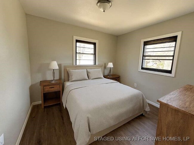 property at 904 E Stanford St