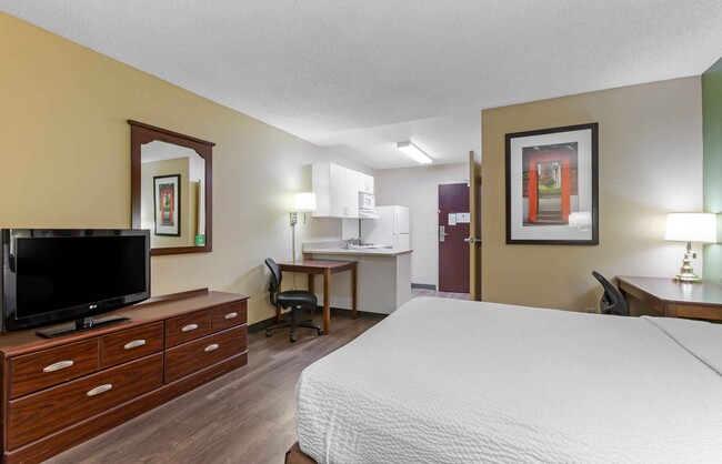 Furnished Studio - Peoria in Peoria, AZ - Foto de edificio - Building Photo