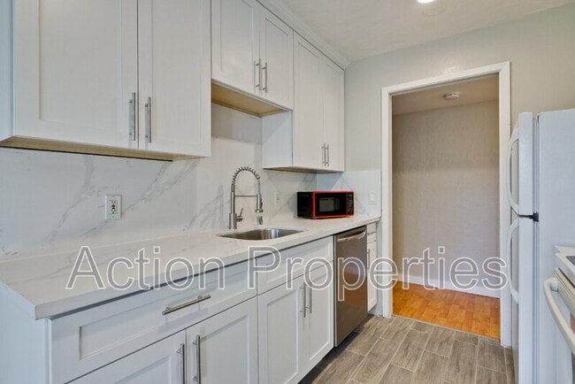 property at 255 S Rengstorff Ave