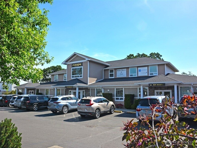 576 N 5th Ave in Sequim, WA - Building Photo