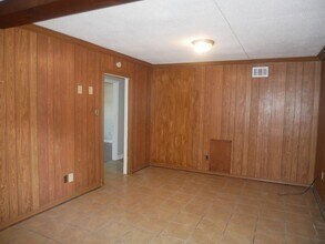 3115 Mayfair Rd in Horn Lake, MS - Building Photo - Building Photo