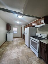 809 E Park St in Urbana, IL - Building Photo - Building Photo