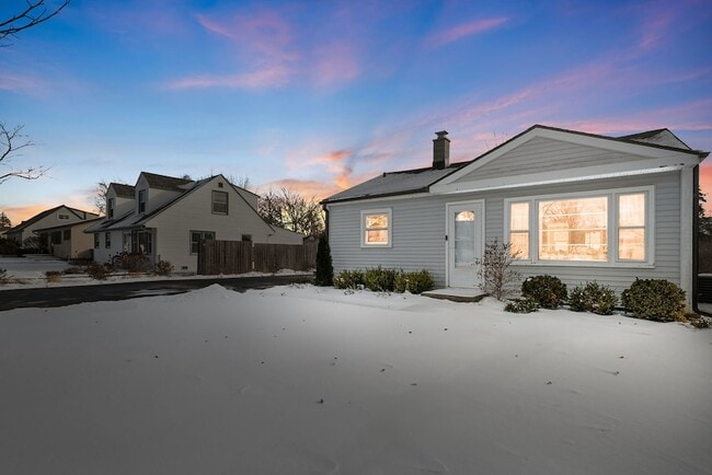 property at 18229 W Big Oaks Rd