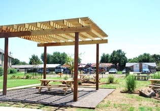 Brickell Apartments in Oklahoma City, OK - Foto de edificio - Building Photo