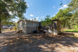 4424 W Forest Rd in Conroe, TX - Foto de edificio - Building Photo