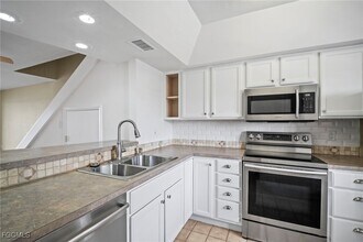 894 Buttonwood Dr in Fort Myers Beach, FL - Building Photo - Building Photo