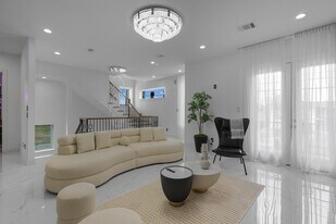 6415 Bowling Green St in Houston, TX - Building Photo