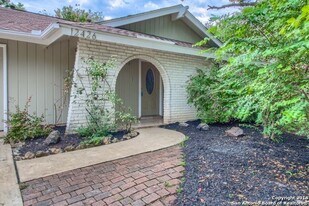 12426 Magnifico St in San Antonio, TX - Building Photo