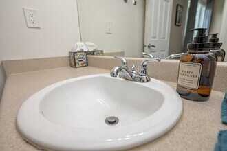 401 Sweetgale Ct in Anchorage, AK - Building Photo - Building Photo