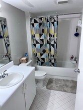 900 SW 142nd Ave, Unit 114L in Pembroke Pines, FL - Building Photo - Building Photo