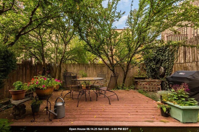 property at 116 Morris St