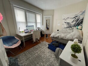 884 Huntington Ave, Unit 12 in Boston, MA - Building Photo - Building Photo