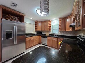 9460 SW 61st Way in Boca Raton, FL - Building Photo - Building Photo
