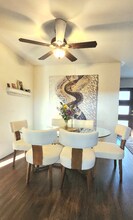 1310 El Camino Real in Euless, TX - Foto de edificio - Building Photo