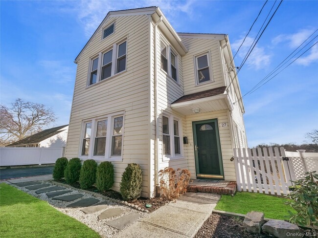 27 Fremont St in Harrison, NY - Foto de edificio - Building Photo
