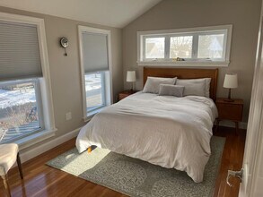 99 W Circular St in Saratoga Springs, NY - Building Photo - Building Photo