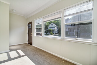 243 Purchase St in Rye, NY - Building Photo - Building Photo