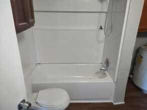 2021 Lawson Ave in Knoxville, TN - Building Photo - Building Photo