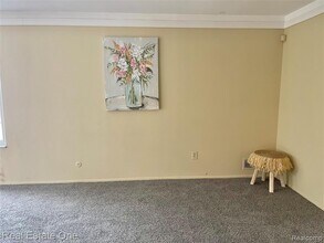 688 E Fox Hills Dr in Bloomfield Hills, MI - Building Photo - Building Photo