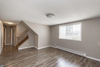 715 49th St S in Fargo, ND - Building Photo - Building Photo