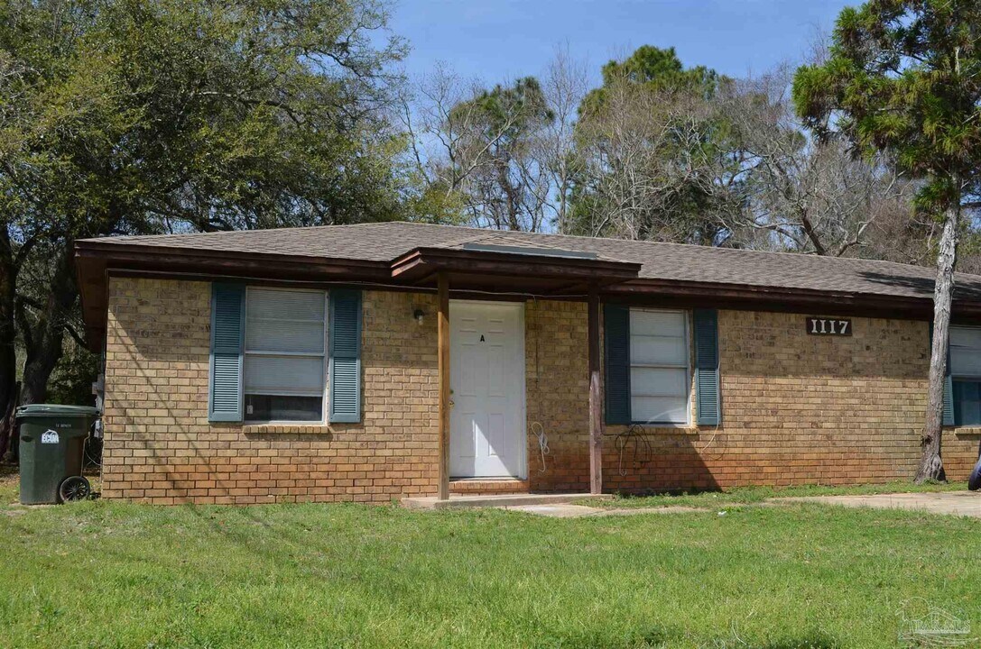 1117 Polk Ave in Pensacola, FL - Building Photo