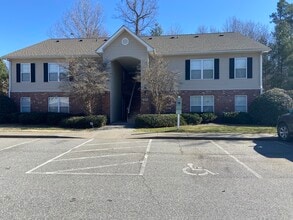 1920 Crest Hollow Dr, Unit 1920 Crest hollow DR in Winston-Salem, NC - Building Photo - Building Photo